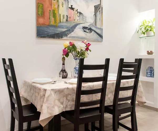 Circus Maximus N 1-at 400m Metro Roma