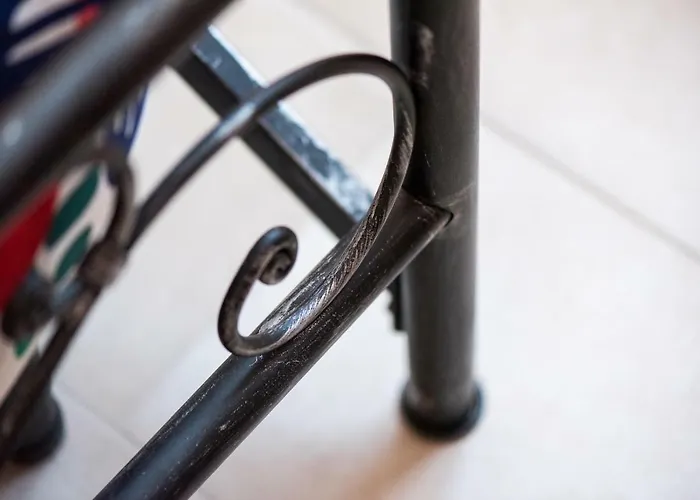 Circus Maximus N 1-at 400m Metro *